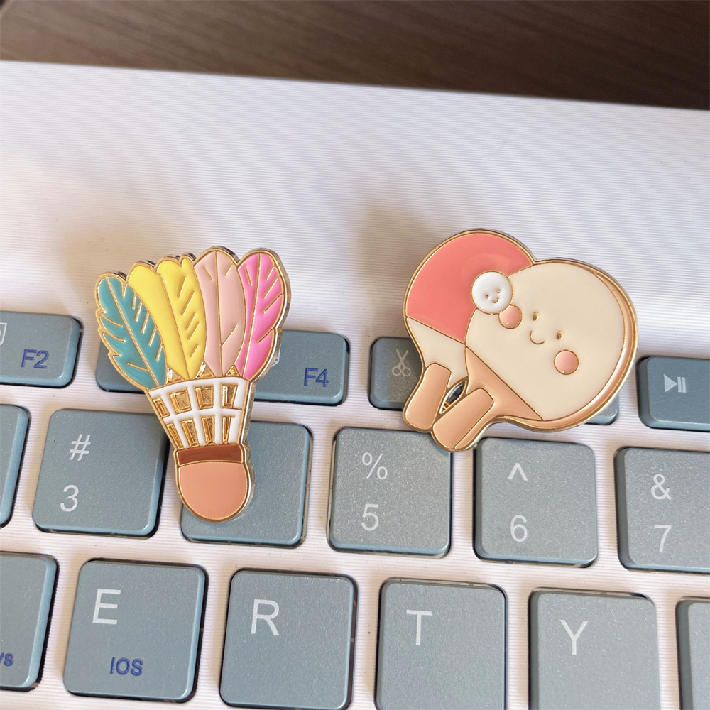 Zinc Alloy Brooches Stylish Ba - Badminton Vector incelemesi ve fiyatı